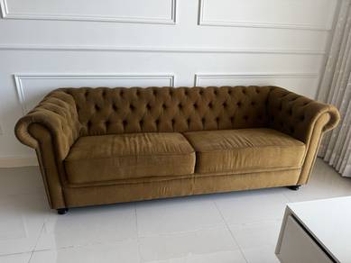 Premium Chesterfield 3-Seater Velvet Sofa