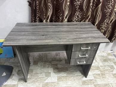 Meja Belajar kayu
