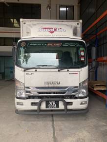 Isuzu NPR81UKH (2020)