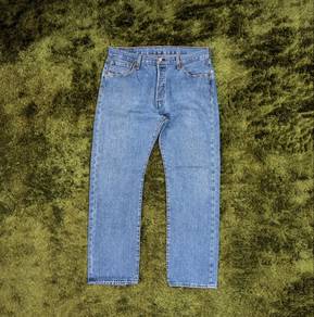 Levi’s 501 sz 36).: