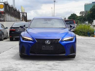 Lexus IS 300 F-SPORT in Johor Bahru, JHR