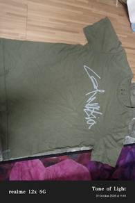 Columbia t-shirt spellout 