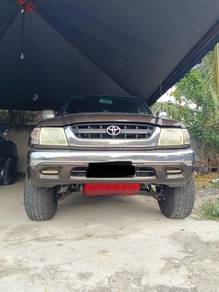 Toyota Hilux SR TURBO in Klang, SGR