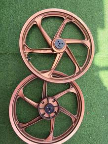 RIM gold: Rim LC V8 se 2023 om