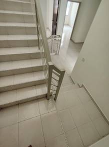 2.5-storey Terraced House For Sale in Sungai Ara,PNG