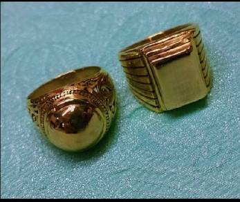 cincin besi kuning