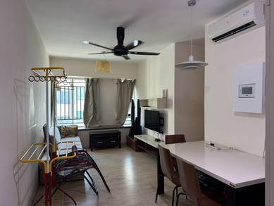 Condominium For Rent in University Utama Condominium