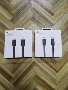 Original Apple Thunderbolt 5 Pro Cable