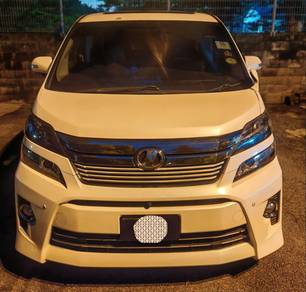 Toyota Vellfire Z GOLDEN EYES in Cheras, KUL