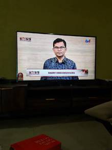LG Smart TV 55 Inch with TV cabinet