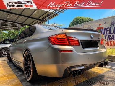 2012 BMW M5 (CBU)