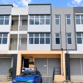 Shop lot For Auction in Gelang Patah,JHR
