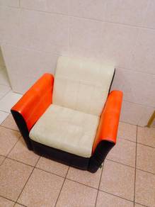 Sofa comel untuk kanak-kanak
