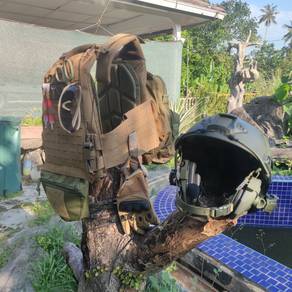 Plate Carrier & helmet tactical