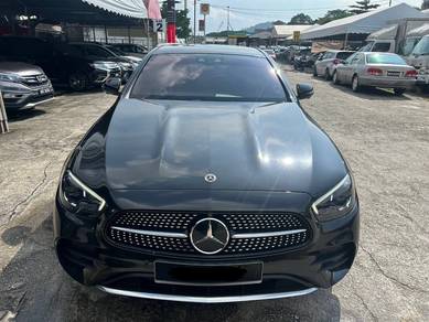 Mercedes Benz E300 300 AMG SPORT (CBU) in Selayang, SGR