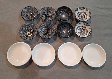Mini sauce bowls 12 pcs (Like new)