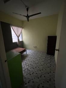 Room in Juru, PNG