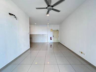 Service Residence For Rent in Atlantis Residences
