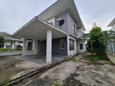 Semi-Detached House For Sale in Sungai Buloh,SGR