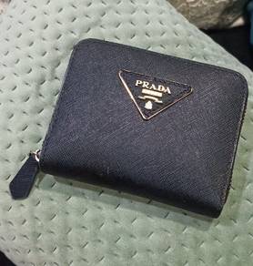 Preloved Prada 