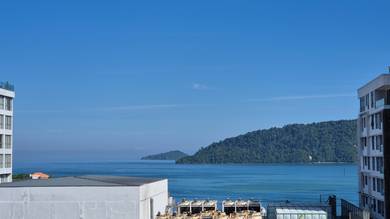 Condominium For Sale in Marina Court