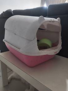 Cat Litter Box  and Pet Water Dispenser 