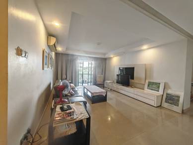Condominium For Sale in The Straits View Condominium