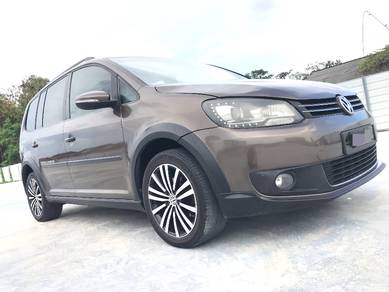 Volkswagen Touran in Muar, JHR
