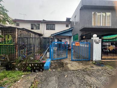 2-storey Terraced House For Sale in Seri Kembangan,SGR