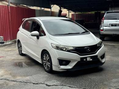 Honda Jazz V in Kajang, SGR