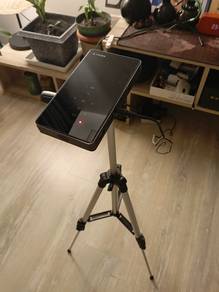 UFO P81 mini projector