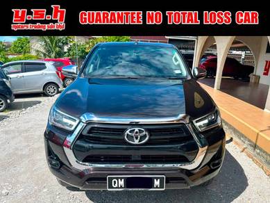 Toyota Hilux V in Kuching, SWK