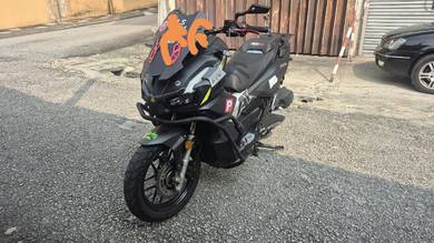 Honda ADV 160