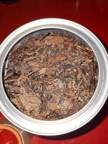 White Tea Leaves