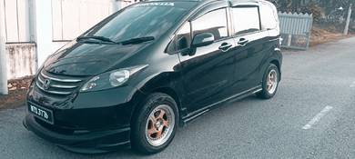 Honda Freed E in Mantin, NSN