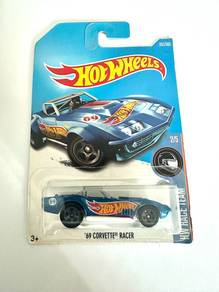 69 CORVETTE RACER - HOT WHEEL Car