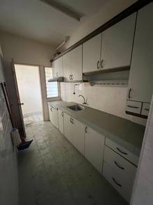 Apartment For Sale in Pangsapuri Sri Kemuning