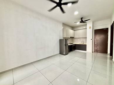 Condominium For Rent in AmberSide @ Country Garden Danga Bay
