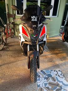 Aprilia SR GT 200 Sport