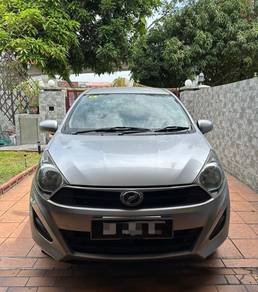 Perodua Axia G in Petaling Jaya, SGR