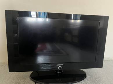 TV LCD Samsung 34inci