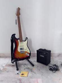 Electric Guitar - full set (lightly used)