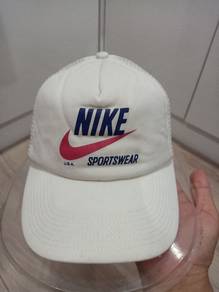 Original Nike Sportswear USA Trucker Cap Cream