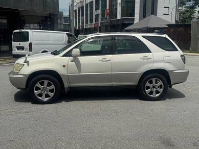 Toyota Harrier V6 4WD in Sentul, KUL