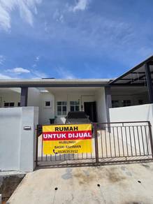1-storey Terraced House For Sale in Lunas,KDH