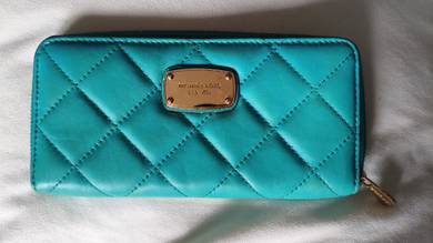 Peacock Green Zipped Leather Wallet