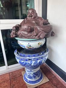 giant laughing Buddha