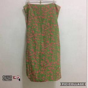 Kain selendang polyester green-pink camouflage de