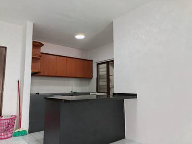 Condominium For Rent in Laksamana Puri Condominium