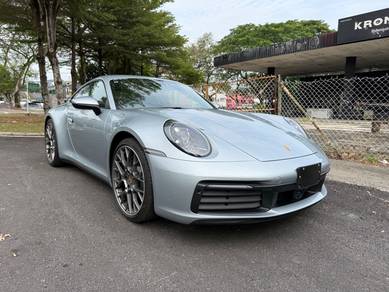 2022 Porsche 911 Carrera CARRERA 4